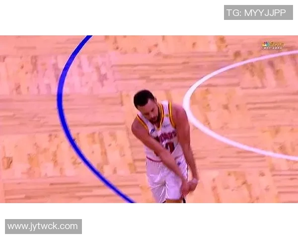 希尔德底角三分失手巴特勒无奈甩手表示不满 希尔德底角三分失手巴特勒无奈甩手表示不满