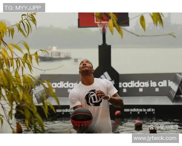 希尔德底角三分失手巴特勒无奈甩手表示不满