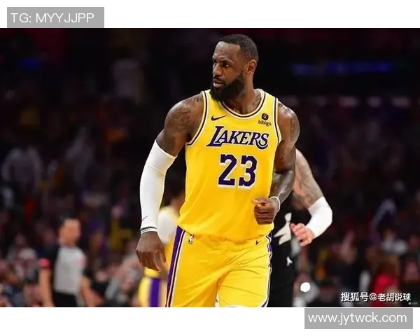 余华谈詹姆斯:从小皇帝加盟骑士起我便成为他的忠实粉丝 余华谈詹姆斯:从小皇帝加盟骑士起我便成为他的忠实粉丝