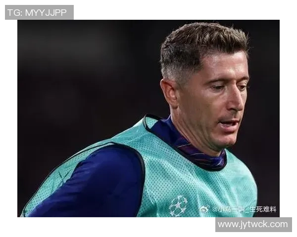 亚马尔赛前怒斥皇马抢劫伯纳乌球迷齐声高唱内格雷拉腐败足协