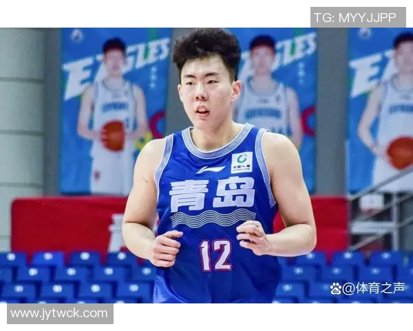 徐长锁慧眼识珠引杨瀚森入青岛开启篮球新篇章