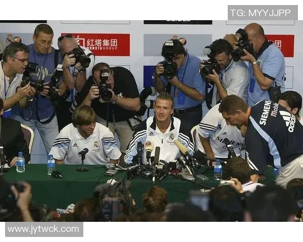 贝克汉姆50岁荣获封爵感慨万千感谢妻子28年陪伴与所有支持者 贝克汉姆50岁荣获封爵感慨万千感谢妻子28年陪伴与所有支持者