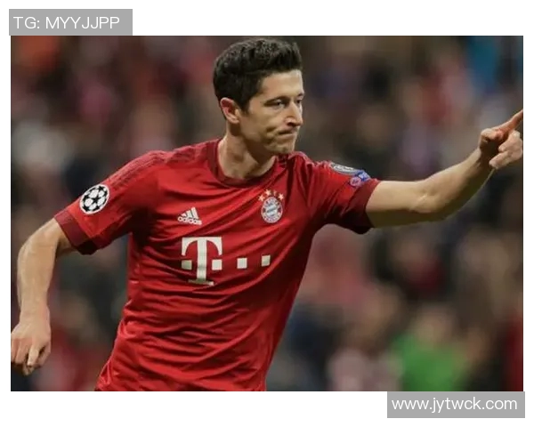 C罗成为首位为四家俱乐部打进百球的球员莱万和内马尔各为三队贡献进球 C罗成为首位为四家俱乐部打进百球的球员莱万和内马尔各为三队贡献进球