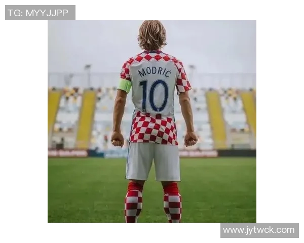 普利西奇坦言崇拜菲戈梅西赞叹莫德里奇训练的神奇魅力