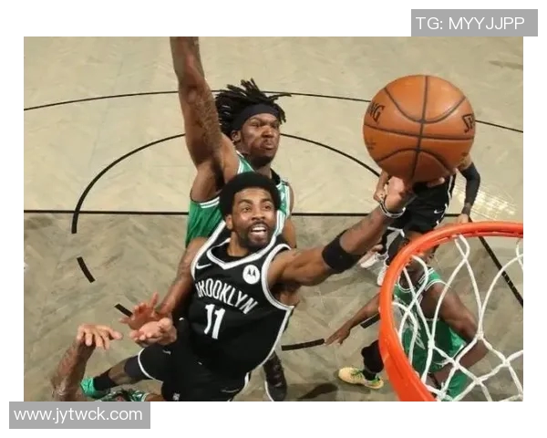 美记透露近期中锋交易潮将至罗威弩机理查兹等人或成焦点 美记透露近期中锋交易潮将至罗威弩机理查兹等人或成焦点