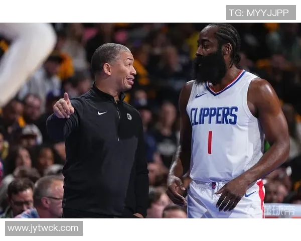 快船官方澄清泰伦卢言论哈登出战与否尚未确定 快船官方澄清泰伦卢言论哈登出战与否尚未确定