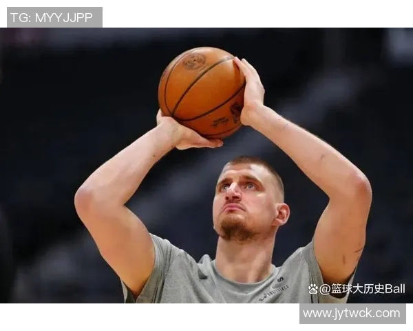 约基奇分享国际篮球经验：多样风格提升个人竞技水平与团队配合能力