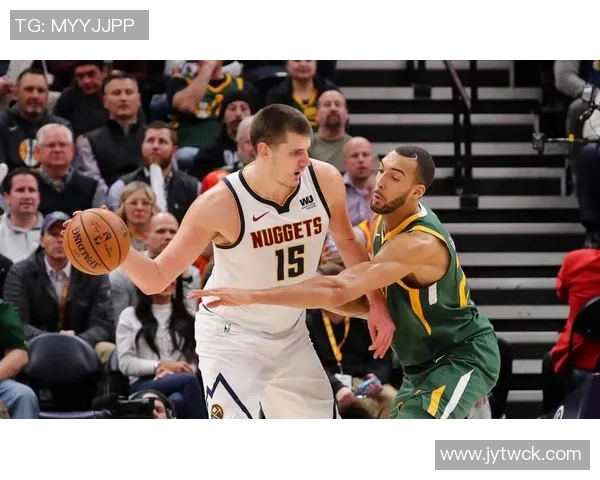 戈贝尔表现出色却因恶意肘击马威被驱逐引发争议