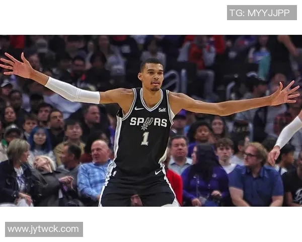 SGA本季两度封盖文班亚马成为历史上第四位多次阻挡他的球员 SGA本季两度封盖文班亚马成为历史上第四位多次阻挡他的球员