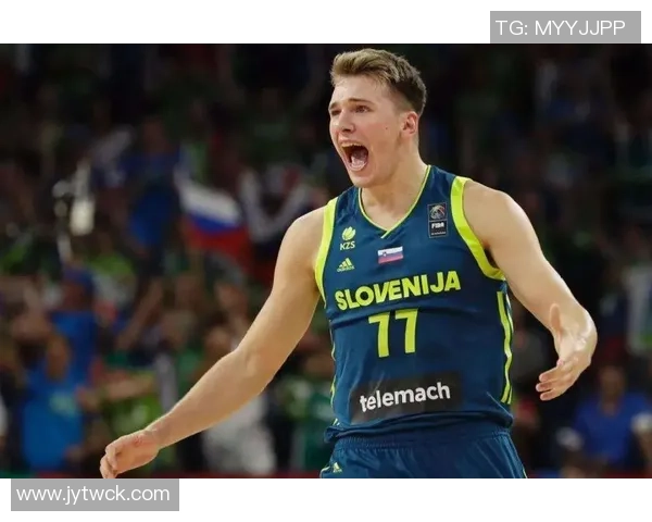 湖人球员动态分析东契奇重返一阵希望老詹小里未来迷雾艾顿拯救之战前景探讨