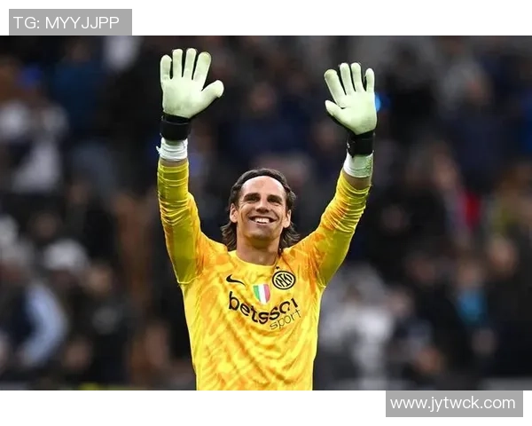 门将之争：索默单手扑救失误迈尼昂成功迷惑恰20引发热议