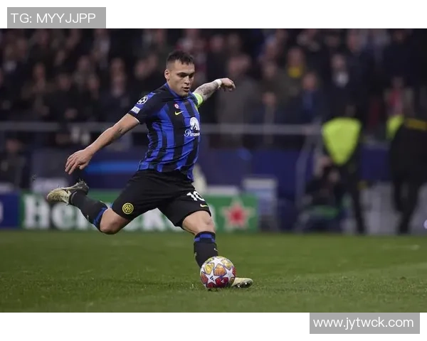 去年出场15场以上却未进球的前锋身价排行榜萨默维尔位居第一