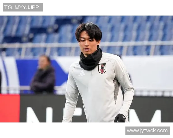 65岁女性骚扰中村敬斗事件细节曝光每日私信轰炸合照请求不断 65岁女性骚扰中村敬斗事件细节曝光每日私信轰炸合照请求不断